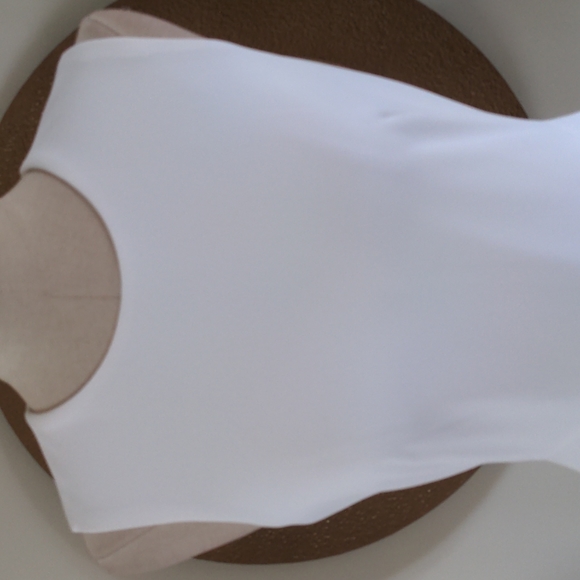 Calvin Klein ress - Picture 5 of 10